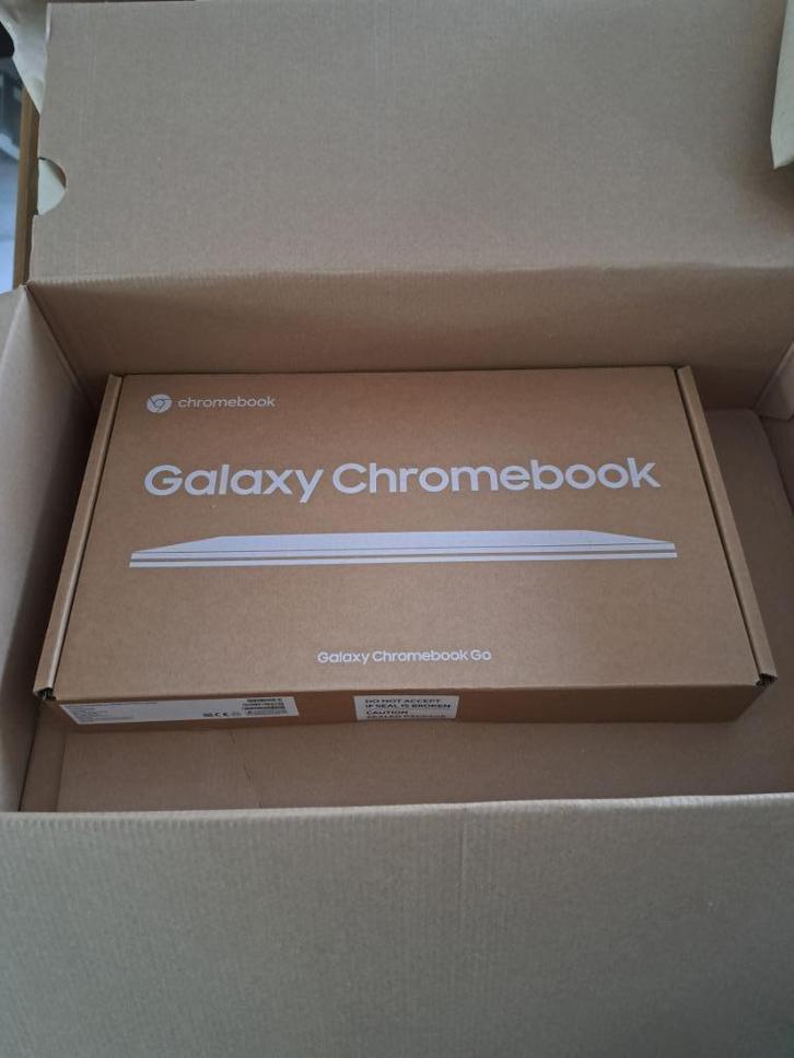 Galaxy Chromebook GO, Informatique & Logiciels, Chromebooks, Neuf, 12 pouces, 4 GB ou moins, 64 GB, Enlèvement