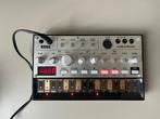 KORG Volca Bass + Original Adapter, Enlèvement ou Envoi, Comme neuf, Korg, Avec connexion MIDI