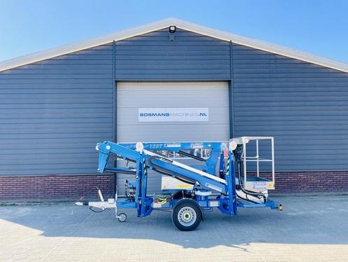 TE HUUR Nifty 120 TE aanhangerhoogwerker accu / 230 v 12 M, Zakelijke goederen, Machines en Bouw | Liften, Steigers en Ladders