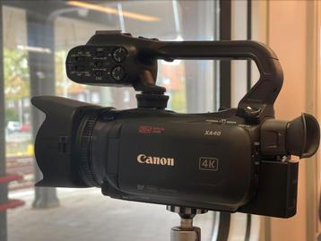 Caméscope professionnel Canon XA40 + VideoMic RØDE GO II