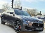 Maserati Levante 3.0D V6 TOIT PANO/ 360°/ HARMAN-KARDON/ FU, Autos, Maserati, Cuir, Argent ou Gris, Achat, 2987 cm³