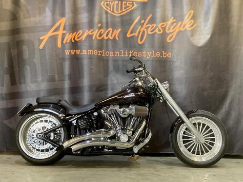 Harley-Davidson Softail Rocker FXCWC, Motos, Motos | Harley-Davidson, Entreprise, Chopper