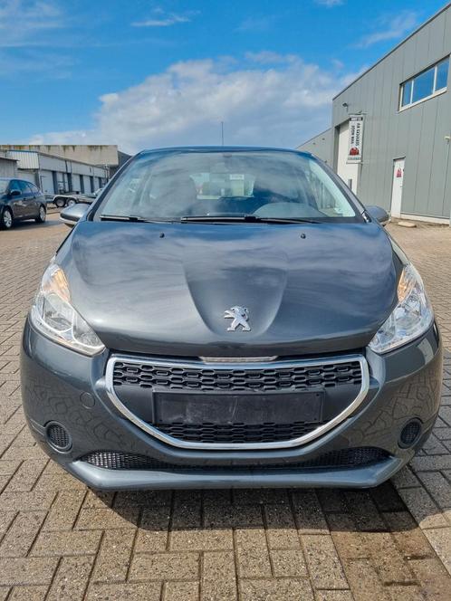 Peugoet 208 1.2 benzine bouwjaar 2014 met 150000km, Auto's, Peugeot, Bedrijf, Te koop, ABS, Adaptieve lichten, Adaptive Cruise Control