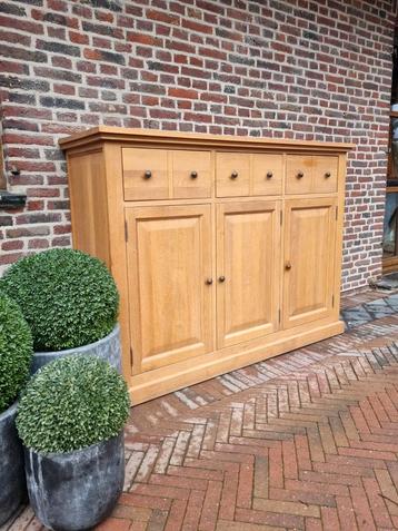 Eiken dressoir GRATIS LEVERING  beschikbaar voor biedingen