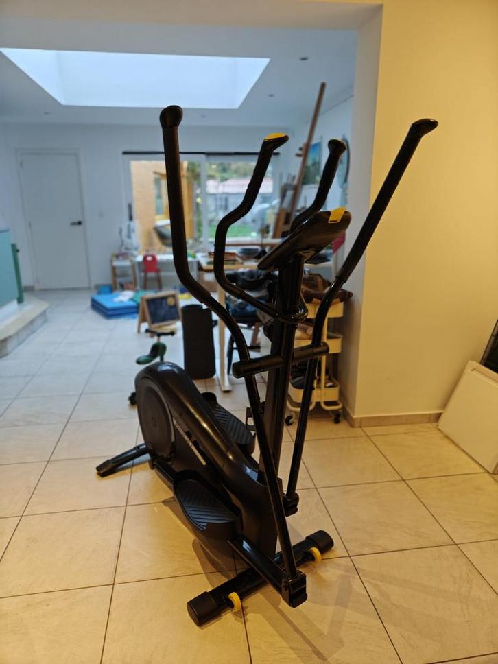 Crosstrainer te koop (Domyos 540) met garantie., Sport en Fitness, Fitnessapparatuur, Zo goed als nieuw, Crosstrainer, Ophalen