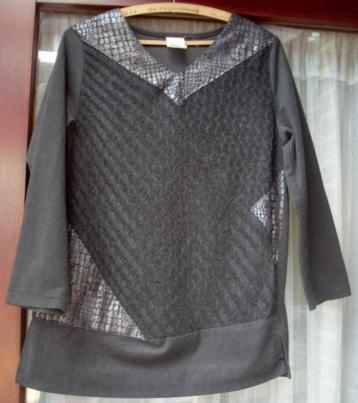 Toffe blouse maat 38 beschikbaar voor biedingen