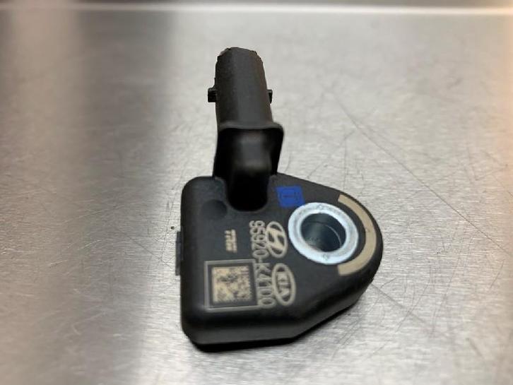 AIRBAG SENSOR Hyundai Kona (OS) (|95920K4100|), Auto-onderdelen, Overige Auto-onderdelen, Hyundai, Gebruikt