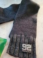 2 écharpes et gants pour enfants, Garçon ou Fille, Enlèvement ou Envoi, Barts, Comme neuf