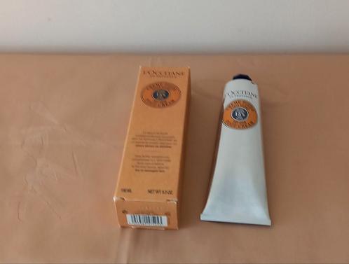 L'Occitane voeten crème droge huid., Handtassen en Accessoires, Uiterlijk | Lichaamsverzorging, Zo goed als nieuw, Bodylotion, Crème of Olie