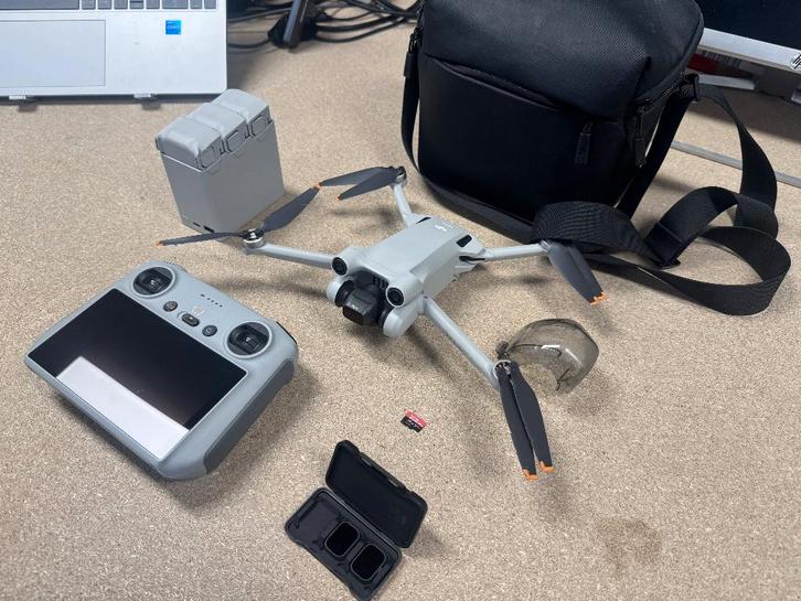 DJI Mini 3 Pro — Comme neuf (pack complet), TV, Hi-fi & Vidéo, Drones, Comme neuf, Drone avec caméra, Qualité supérieure, DJI