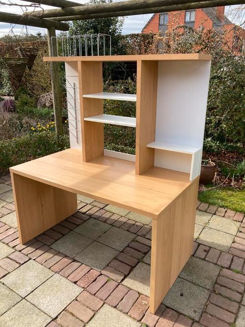 IKEA bureau MIKAEL met bovenstel, Huis en Inrichting, Bureaus, Bureau, Ophalen