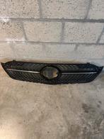 Mercedes grill, Enlèvement