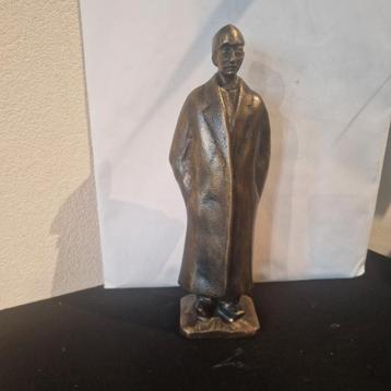 bronzen beeld beschikbaar voor biedingen
