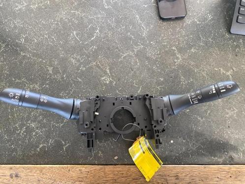 Combischakelaar Stuurkolom van een Nissan Qashqai, Auto-onderdelen, Dashboard en Schakelaars, Nissan, Gebruikt