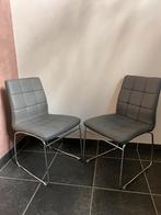 2 moderne eettafel stoelen grijs, Huis en Inrichting, Ophalen, Kunststof, Twee, Zo goed als nieuw