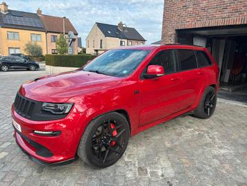 Jeep SRT8 lichte vracht bj 2016, incl. 2x wielenset. beschikbaar voor biedingen