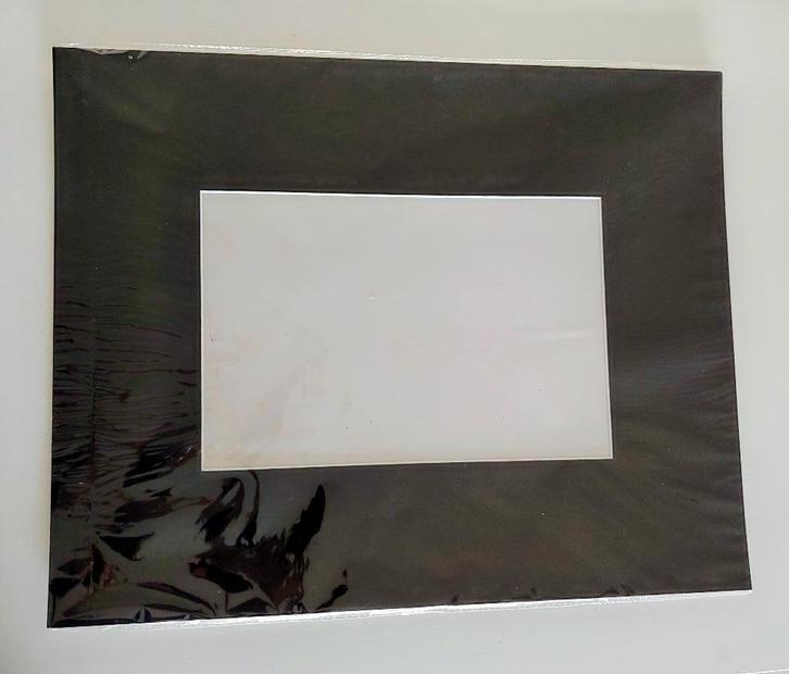 Lot van grote zwarte en witte passepartouts 50 x 40 cm, Antiek en Kunst, Kunst | Overige Kunst, Ophalen of Verzenden