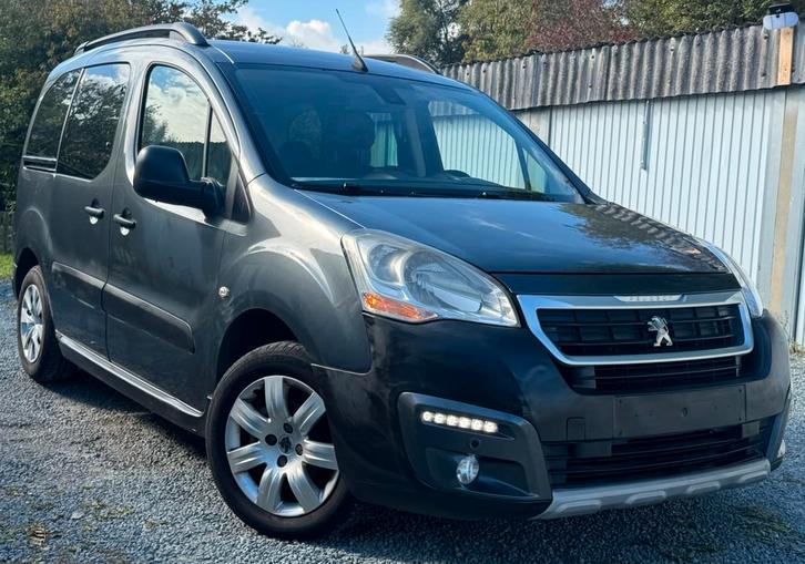 Peugeot Partner Tepee 1.6 BlueHDi Style 7 zitplaatsen, Auto's, Peugeot, Bedrijf, Te koop, Partner Tepee, ABS, Achteruitrijcamera