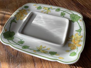 Botervloot schotel Geranium beschikbaar voor biedingen