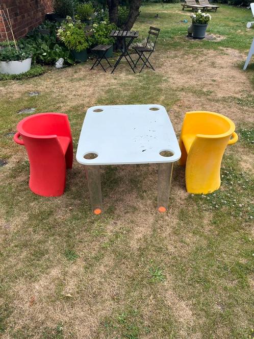 Vintage design kindertafel met stoelen, Antiek en Kunst, Kunst | Designobjecten, Ophalen
