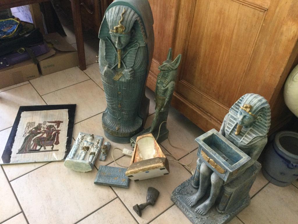 LOT: PERSONAGES - LAMP - SNICK-KNACK „EGYPT” COLLECTIE, Ophalen