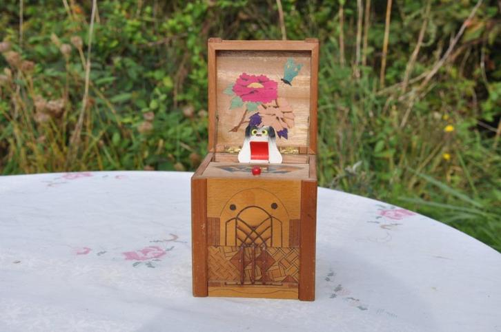 boite en bois distributeur de cigarette, Collections, Articles de fumeurs, Briquets & Boîtes d'allumettes, Utilisé, Autres types