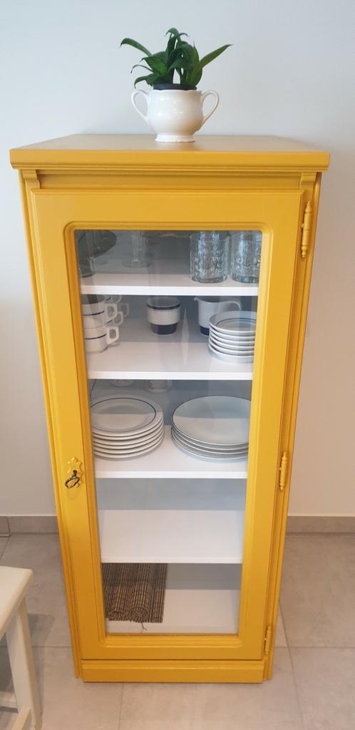 Vitrinekast, servieskast met 4 leggers, Huis en Inrichting, Kasten | Vitrinekasten, Zo goed als nieuw, Met plank(en), Eikenhout