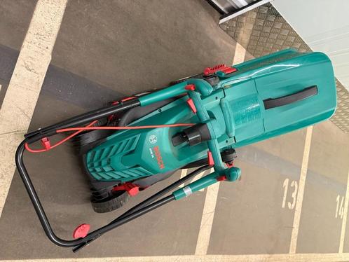 Bosch ARM 34 grasmachine + Gardena grastrimmer, Tuin en Terras, Grasmaaiers, Gebruikt, Elektrische grasmaaier, 30 t/m 39 cm, Zweefmaaier