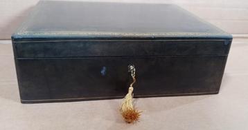 Vintage Juwelen - horloge doos Jagersgroen leder SALE beschikbaar voor biedingen