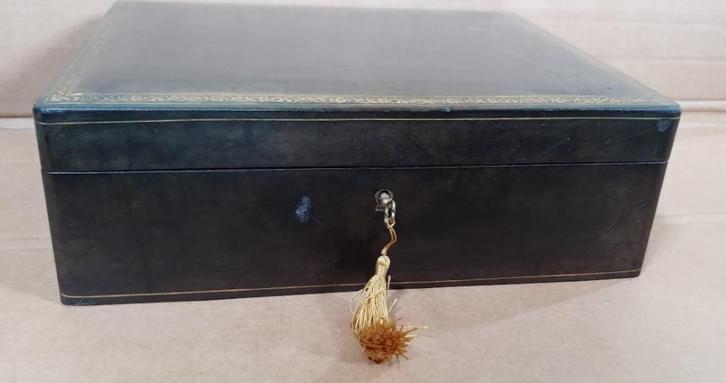 Vintage Juwelen - horloge doos Jagersgroen leder SALE, Antiek en Kunst, Antiek | Zilver en Goud, Ophalen of Verzenden