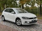 Volkswagen Polo 1.0 * 80pk! * FULL HISTORIEK * NAVI *APP CAR, Auto's, Voorwielaandrijving, Stof, Wit, Bedrijf