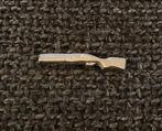 PIN - GEWEER - GUN - RIFLE - FUSIL - SHOTGUN - JACHTGEWEER, Verzenden, Gebruikt, Overige onderwerpen, Speldje of Pin