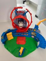Hot Wheels Monster Trucks t-rex Volcano Arena, Kinderen en Baby's, Speelgoed | Racebanen, Ophalen, Racebaan, Zo goed als nieuw