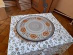 Plat beige marron orange à fleurs « MARGUERITE », comme neuf, Ophalen