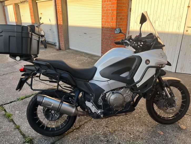 Honda VFR 1200, Motoren, Motoren | Honda, Particulier, Toermotor, meer dan 35 kW, 4 cilinders, Motorrijbewijs A, ABS, Cardan-aandrijving