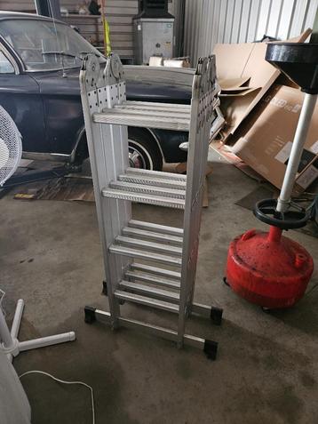 Aluminium ladder 4 delig beschikbaar voor biedingen