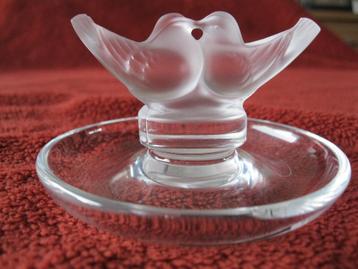 Magnifieke juwelenschaal Lalique Paris, duiven.  beschikbaar voor biedingen