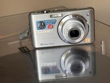 LUMIX FS8 digitale camera beschikbaar voor biedingen
