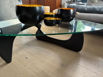 Salontafel  beschikbaar voor biedingen