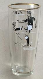 VOETBAL FOOTBALL TEAM O.N.V.V. NIJMEGEN MOOI BIERGLAS, Ophalen of Verzenden
