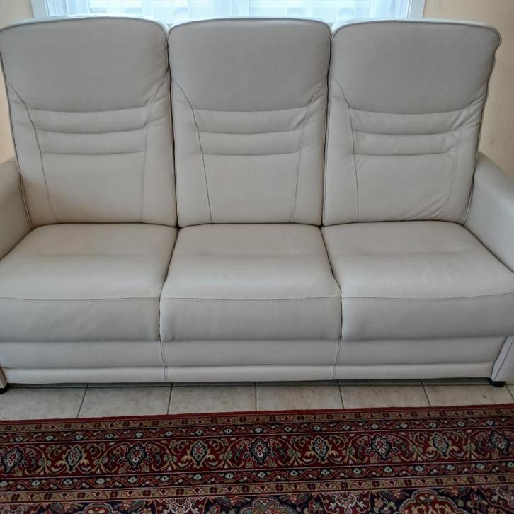 2 lederen zetels 3 + 2 zit, Huis en Inrichting, Zetels | Zetels, Ophalen