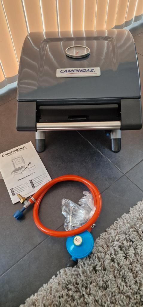 CAMPINGAZ BBQ COMPACT LX R 1, Caravans en Kamperen, Kampeeraccessoires, Zo goed als nieuw, Ophalen