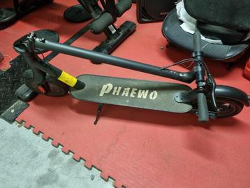 Trotinette electrique phaewo 25km/h disponible aux enchères