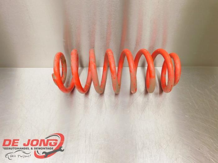 Schroefveer achter van een Seat Leon, Auto-onderdelen, Ophanging en Onderstel, Seat, Gebruikt, 3 maanden garantie, Ophalen of Verzenden