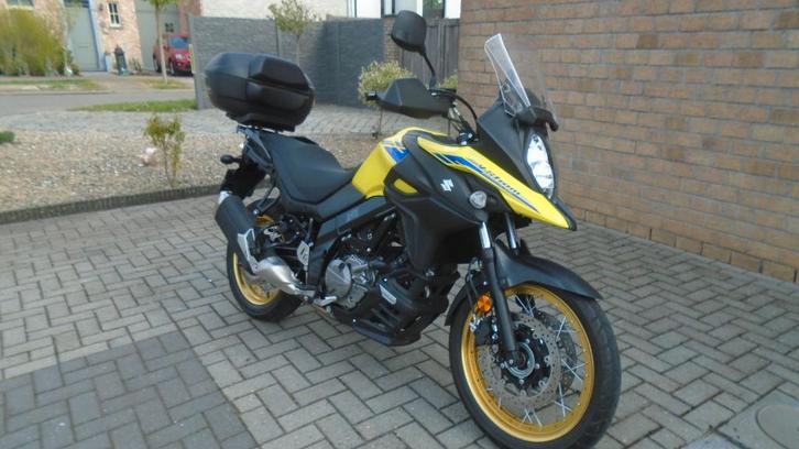 suzuki v-strom 650 xt, 2023,  4800km! 6999€, Motoren, Motoren | Suzuki, Particulier, Toermotor, meer dan 35 kW, 2 cilinders, ABS