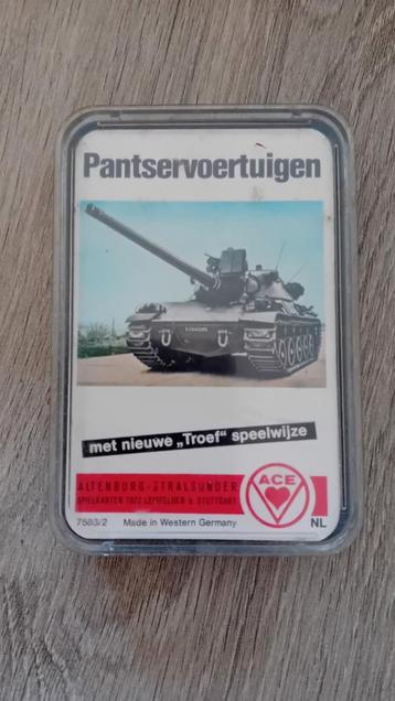 Kwartetspel pantservoertuigen beschikbaar voor biedingen