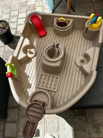 Speelboot Little tikes beschikbaar voor biedingen