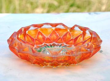 cendrier en verre peint orange  beschikbaar voor biedingen