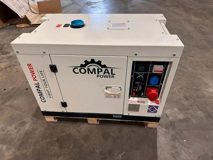 compal power VG-R110, Articles professionnels, Machines & Construction | Générateurs