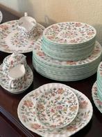 Service de table assorti à motif floral VINTAGE, Enlèvement